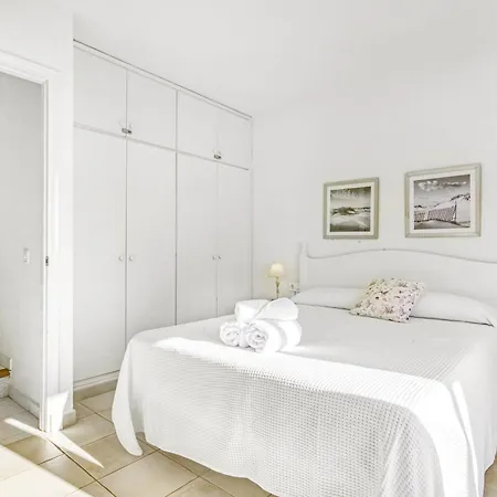 Apartamento Son Parc شقة *